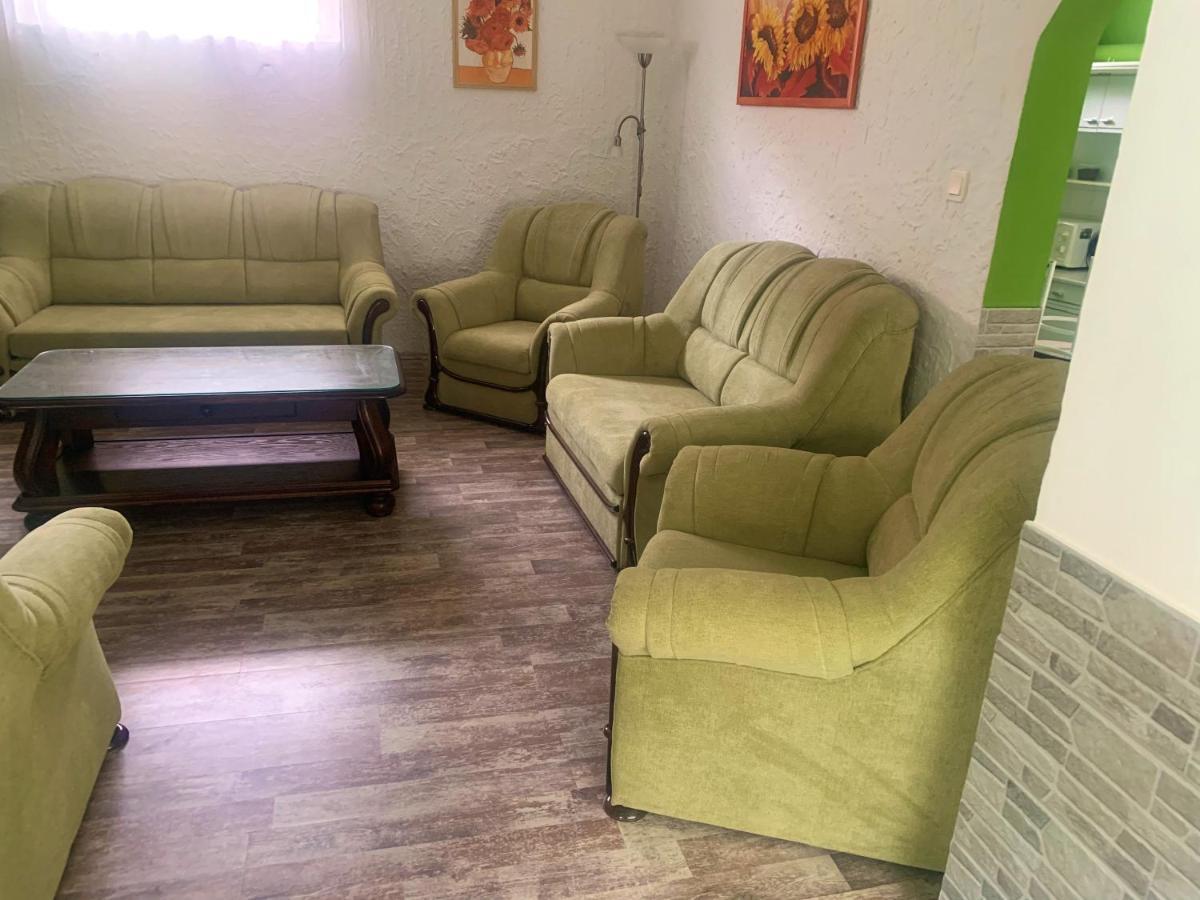 Viktor Apartmanhaz Zamárdi Dış mekan fotoğraf